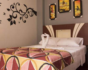  Hotel Las Fresas Airport  Лима
